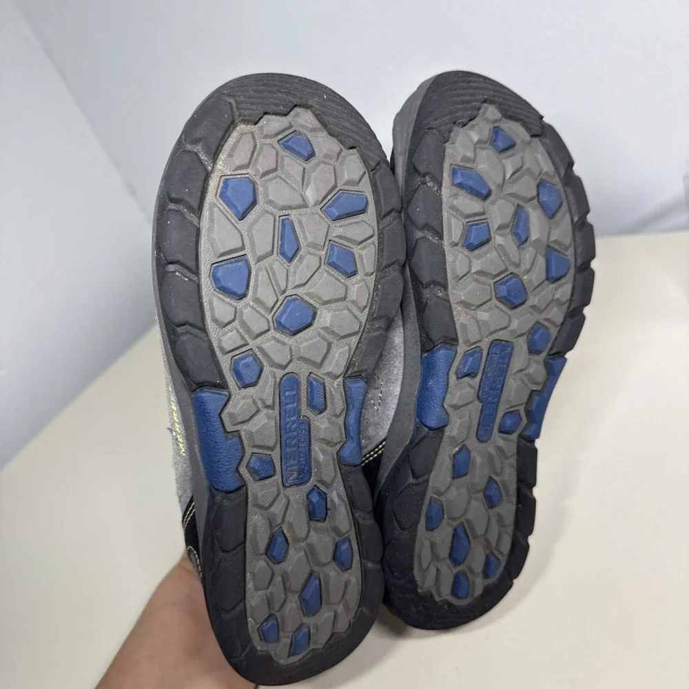MERRELL Capra Mid Waterproof Boys Trail Hiking Boot Size 2,5M Gray Blue Grey